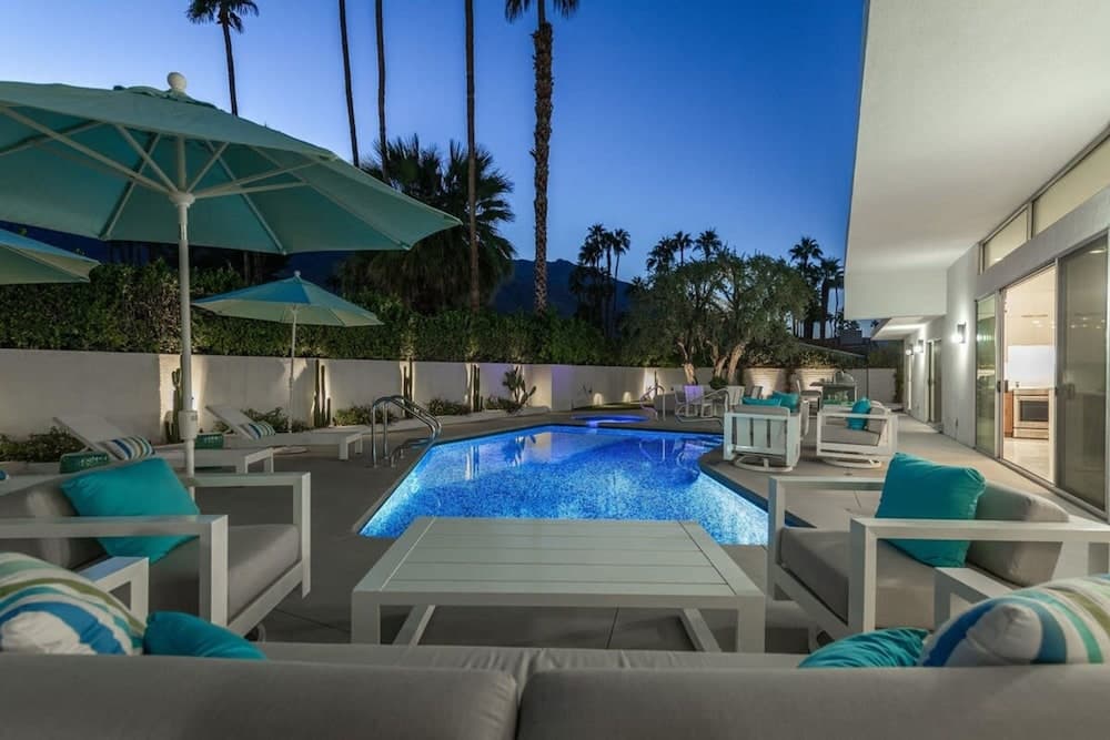 Bauhaus Estate - Image 52