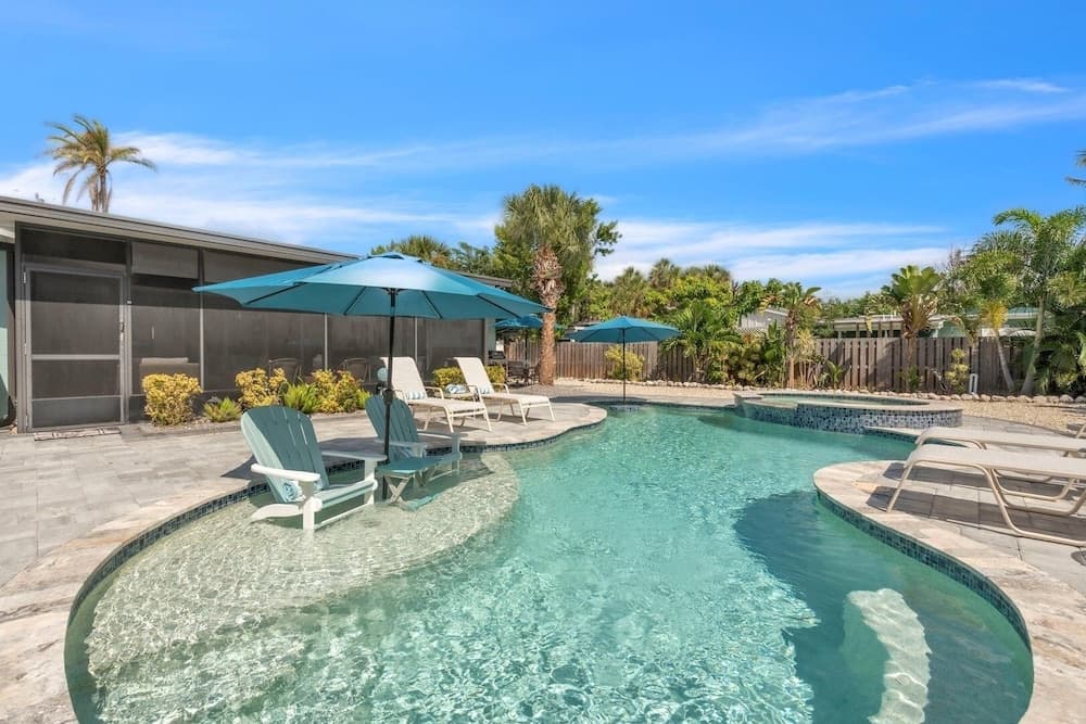 Bayside Bliss - Image 2