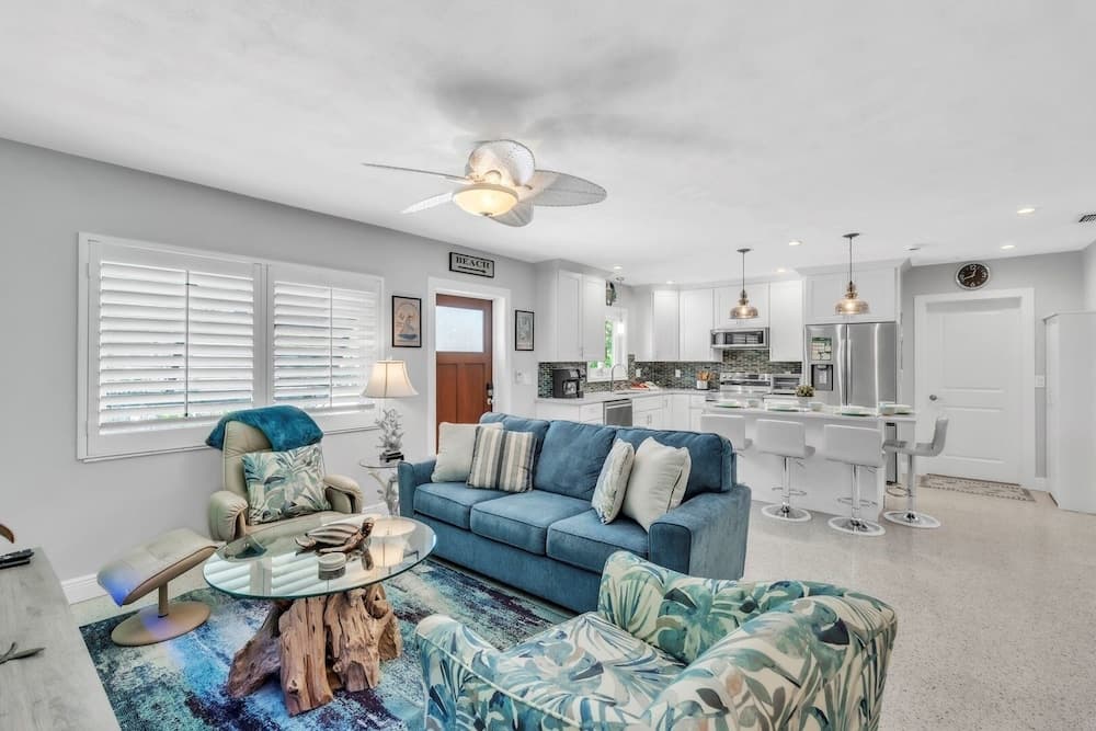 Bayside Bliss - Image 4