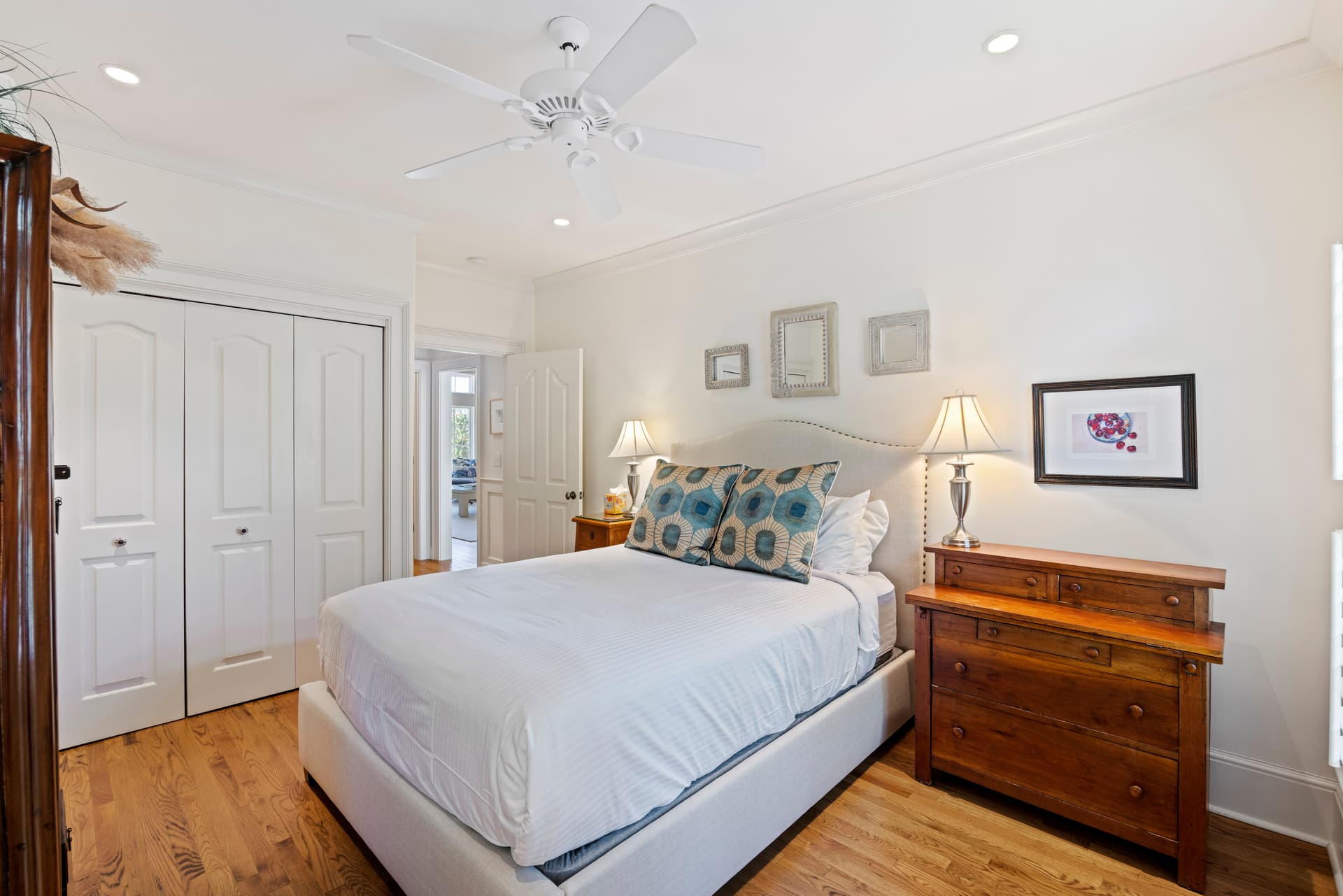 Bluebill Sanctuary - Image 17