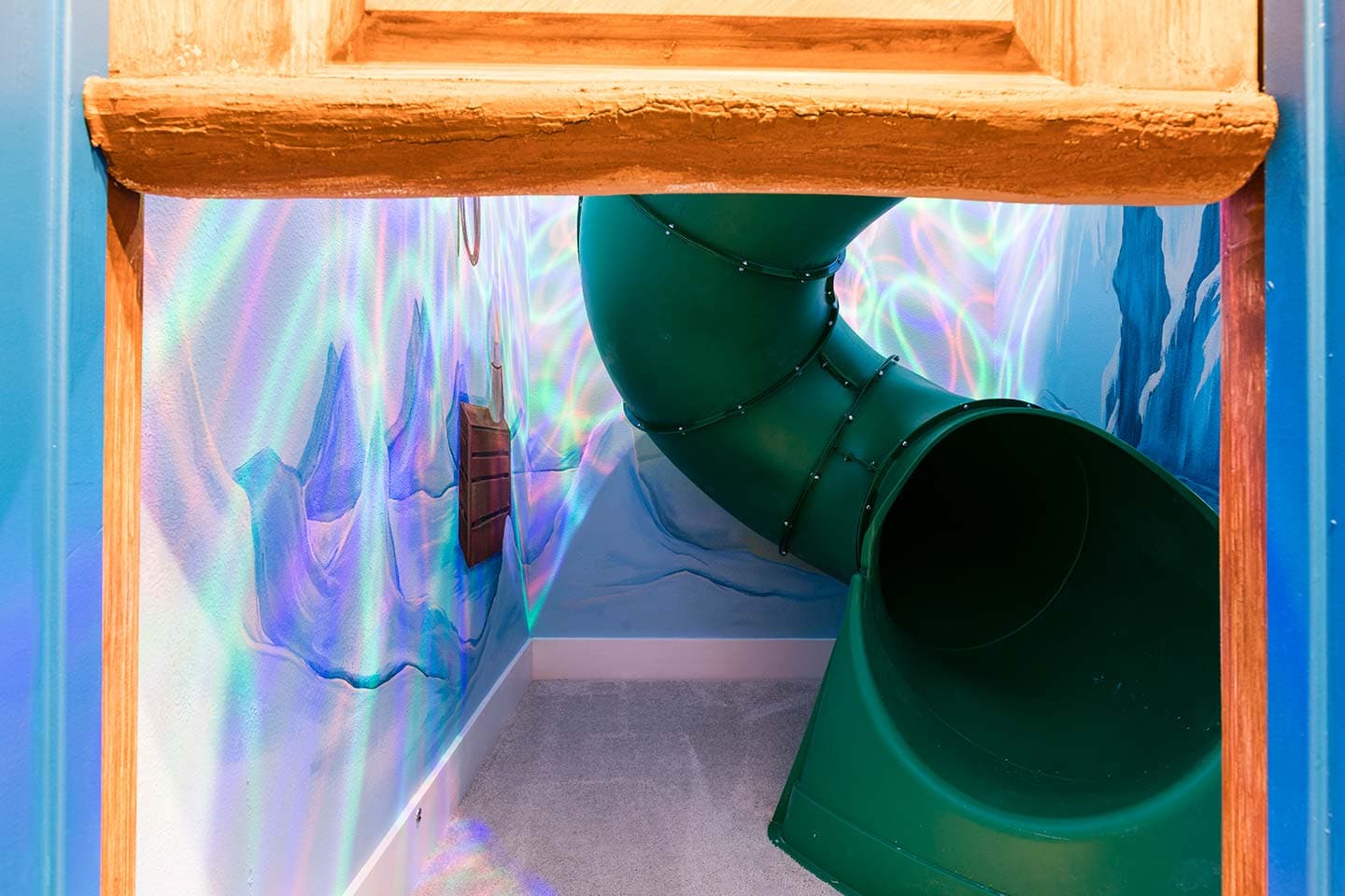 The Bright Bear's Den Oasis - Image 25