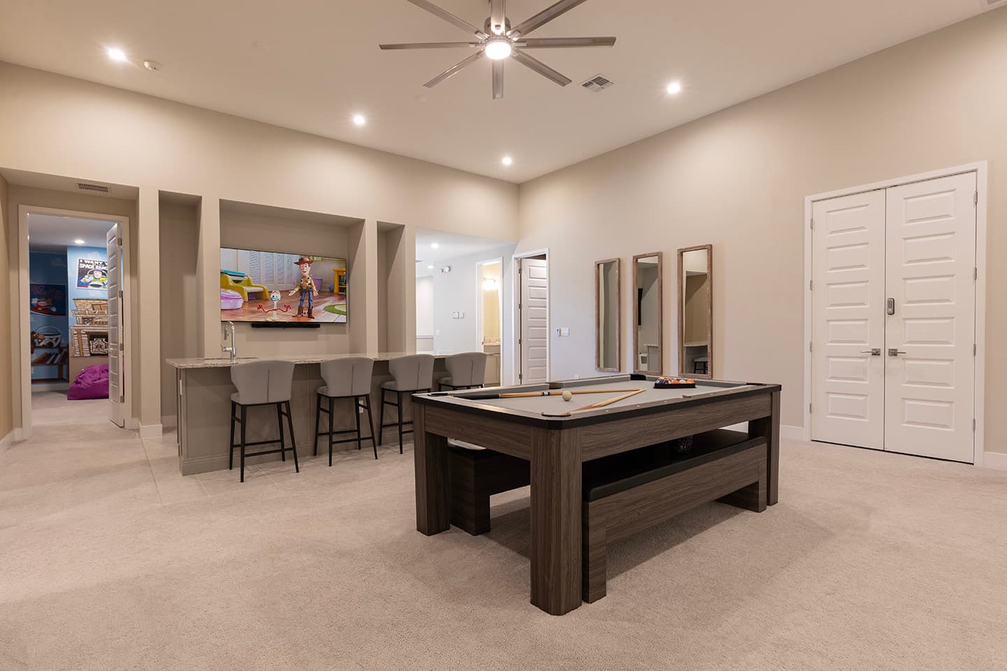 The Bright Bear's Den Oasis - Image 44