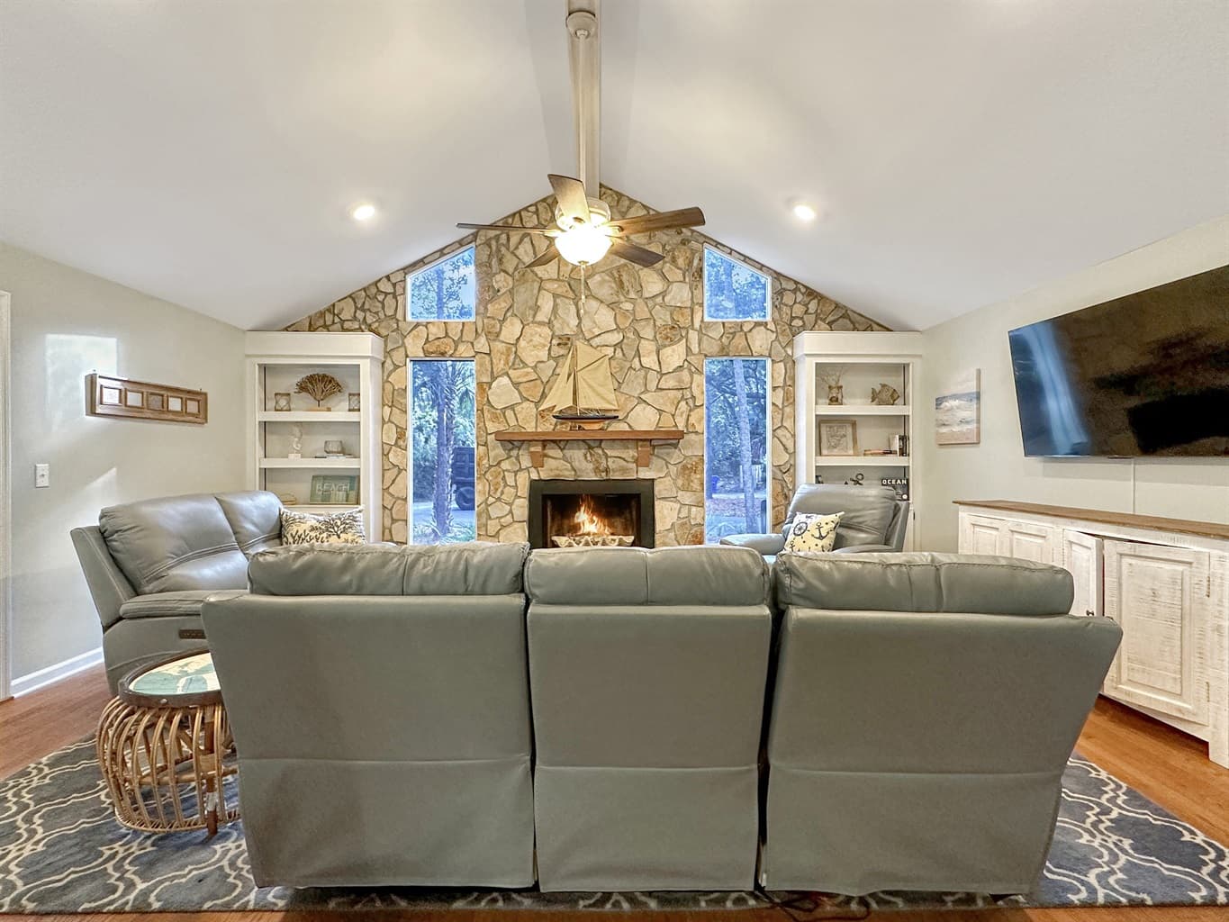 Lazy Lobster - Image 3