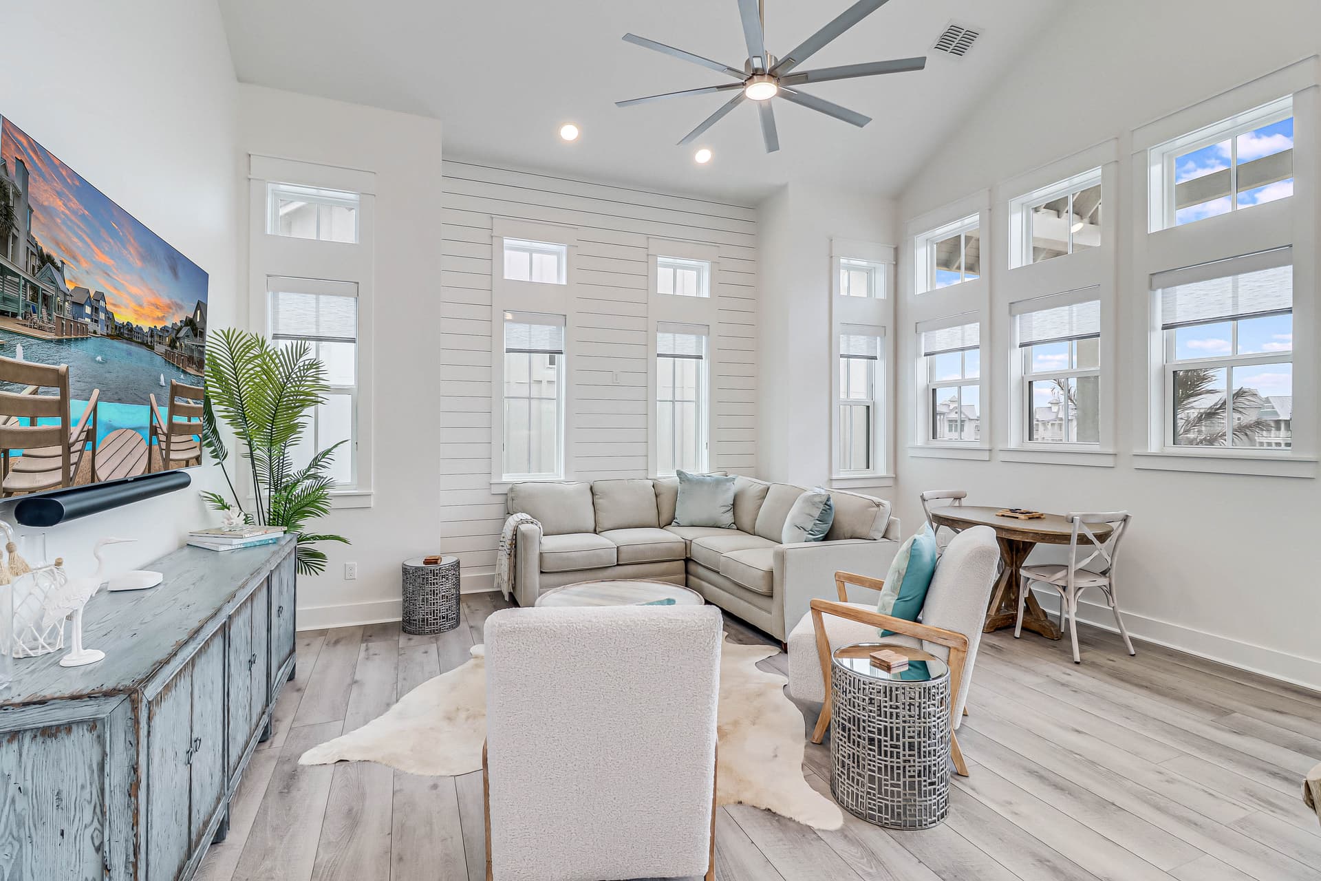 Beach Barn - Image 4