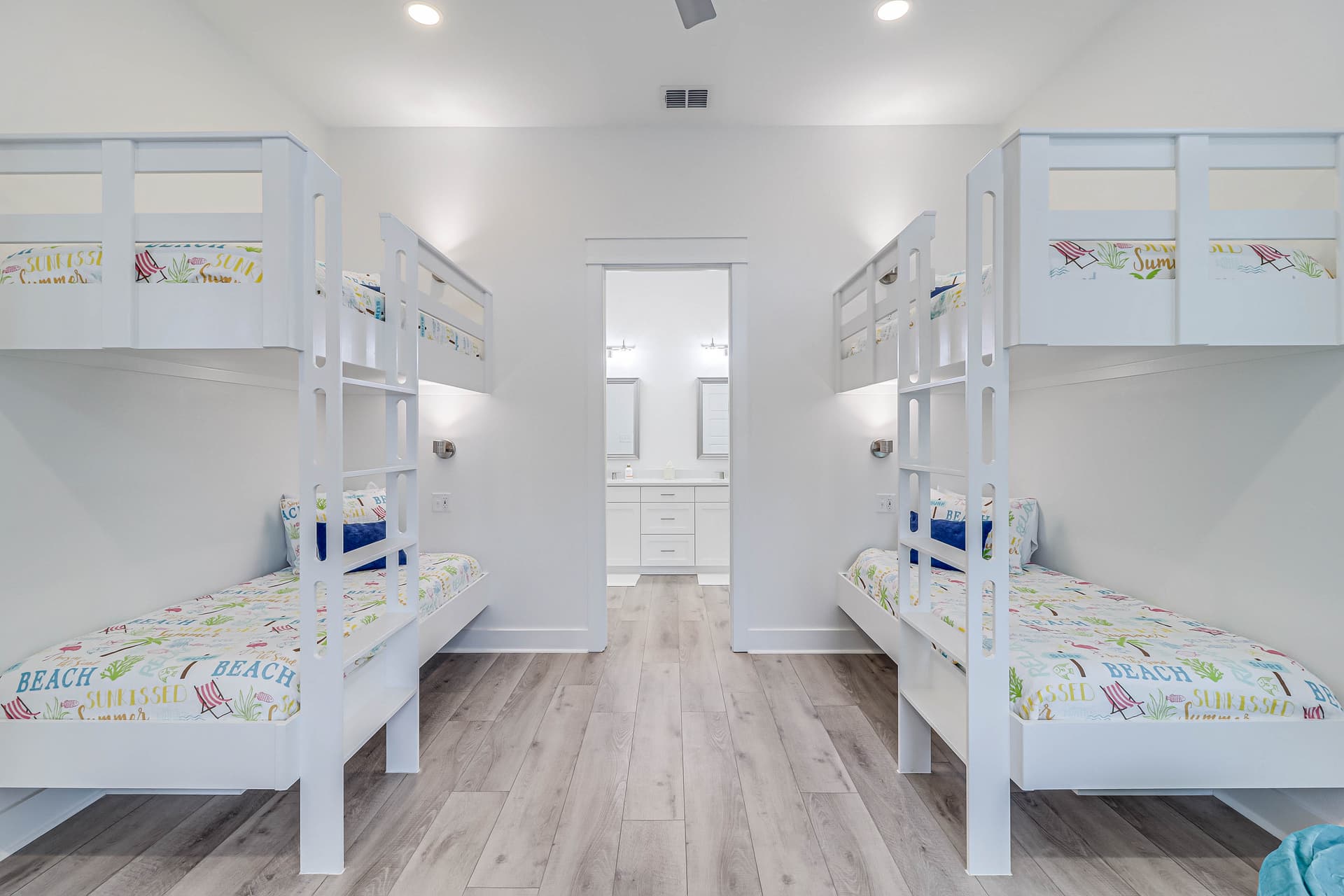 Beach Barn - Image 22