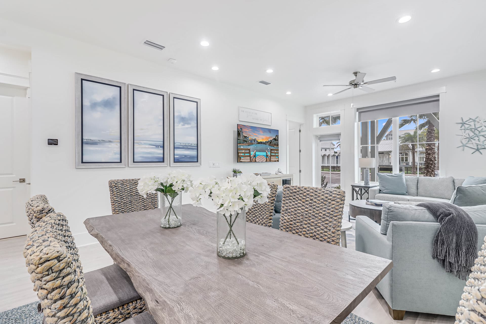 Beach Daze - Image 7