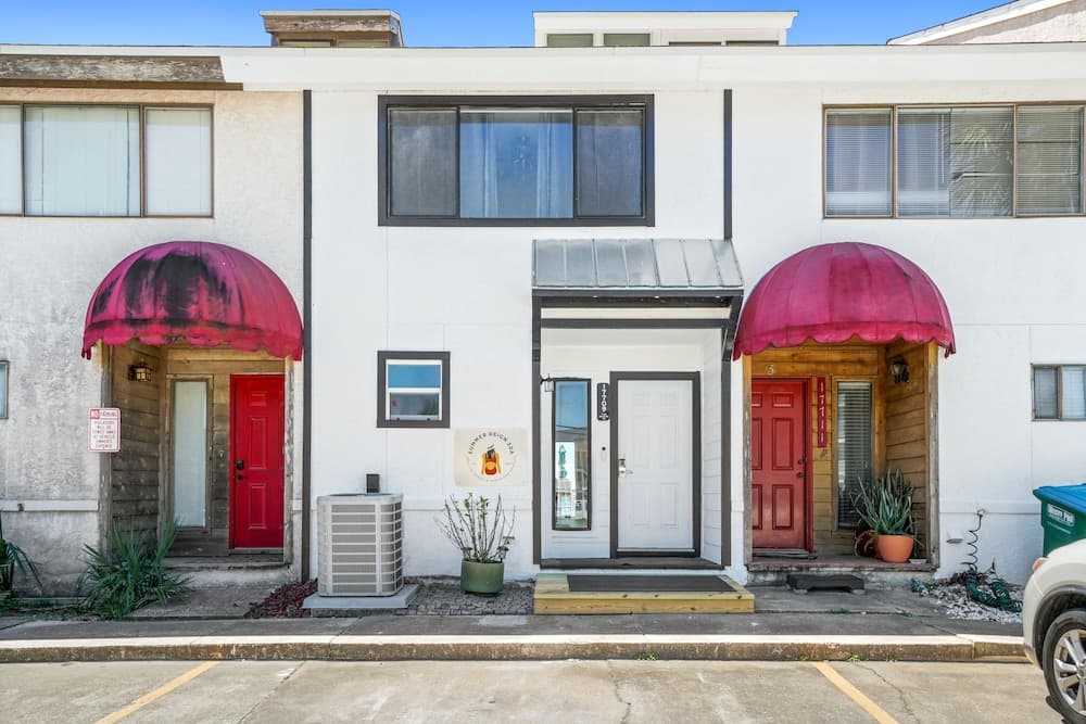 Summer Reign - Image 18