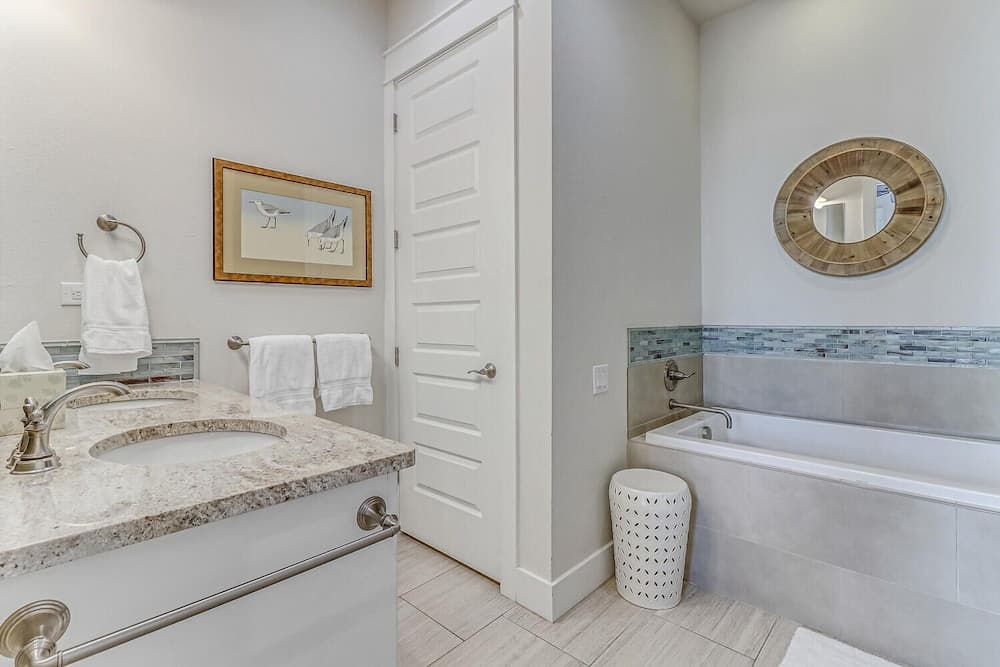 Beach Music #126 - Image 19