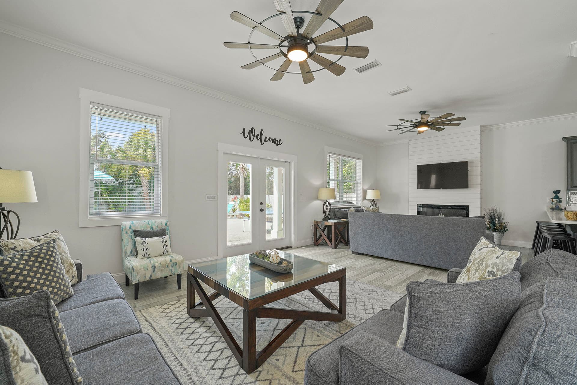 Beaches and Dreams - Image 4