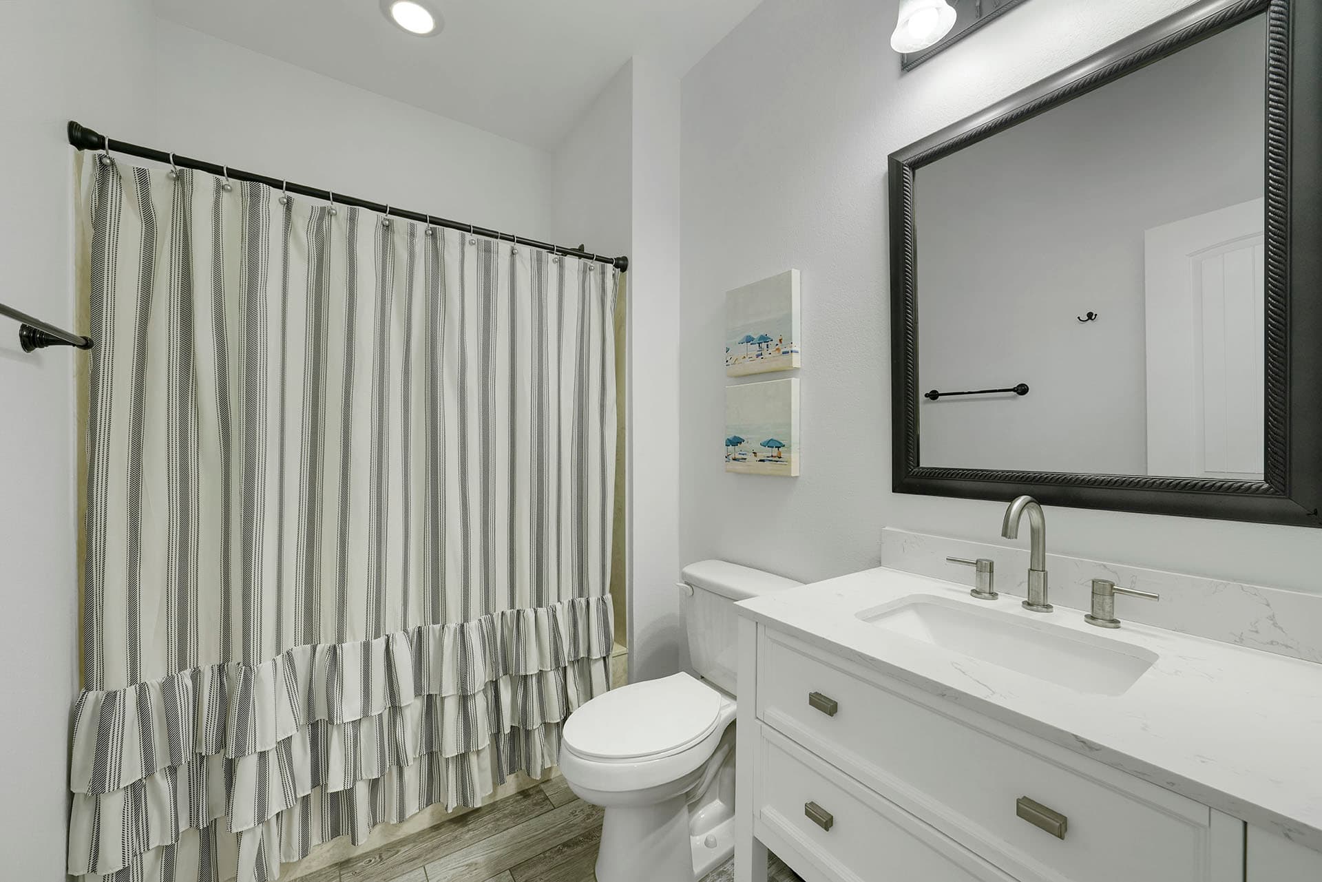 Beaches and Dreams - Image 28