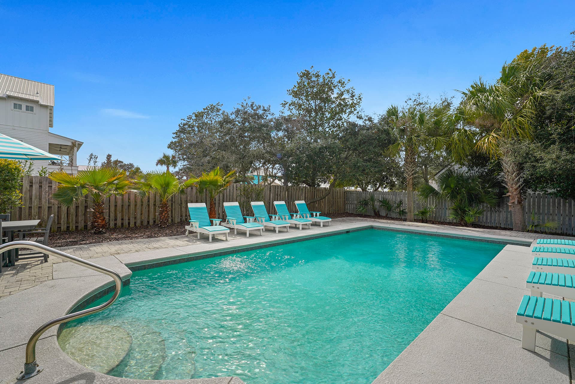 Beaches and Dreams - Image 2