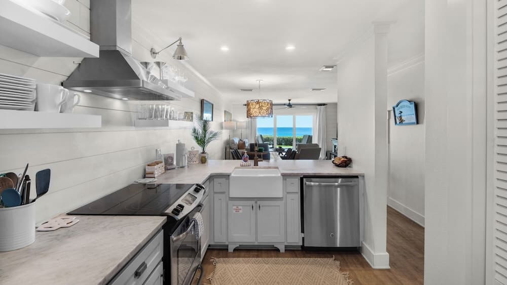 Sea Shadows Townhomes #4 - Image 8