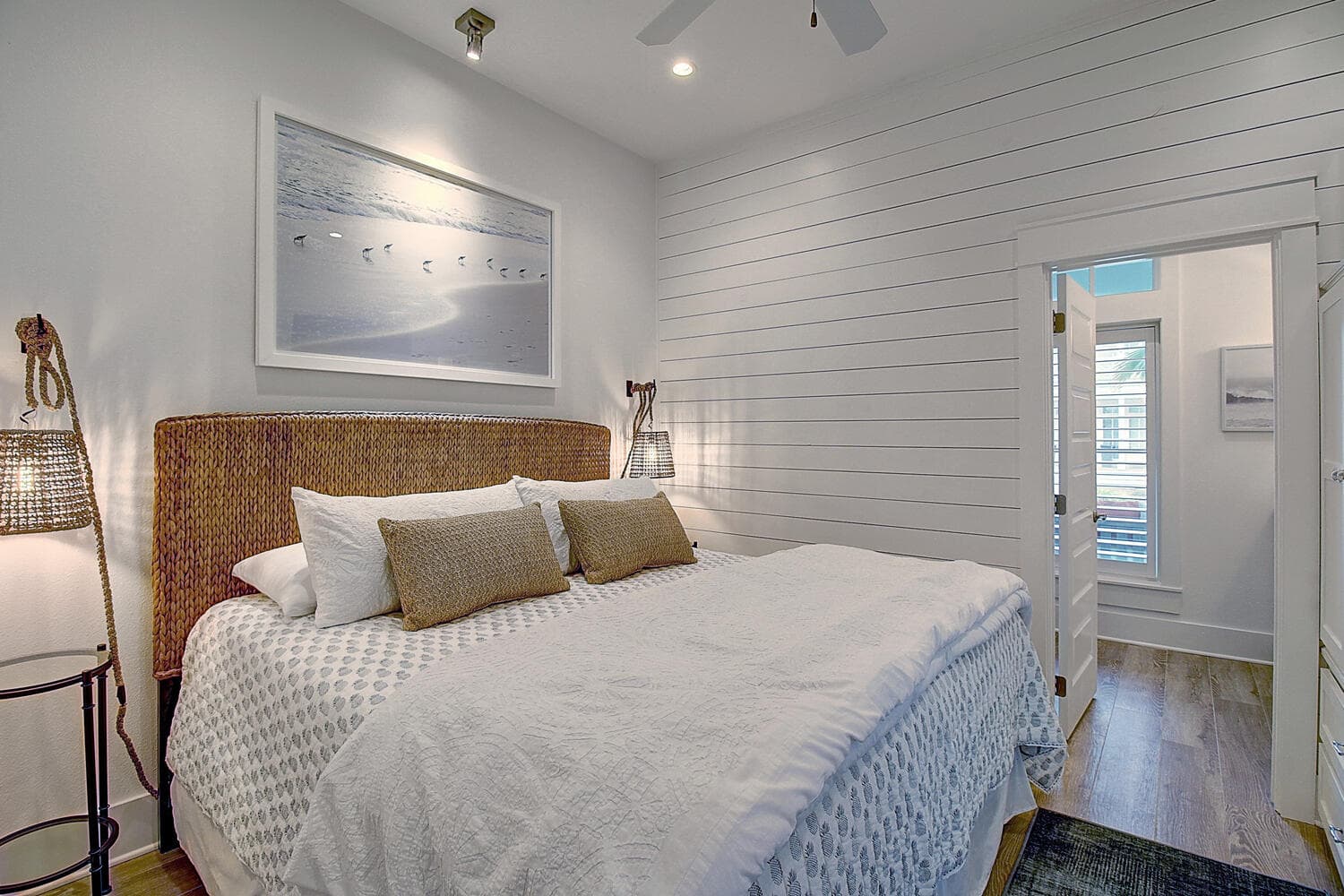 Beachful Easy Feeling - Image 25