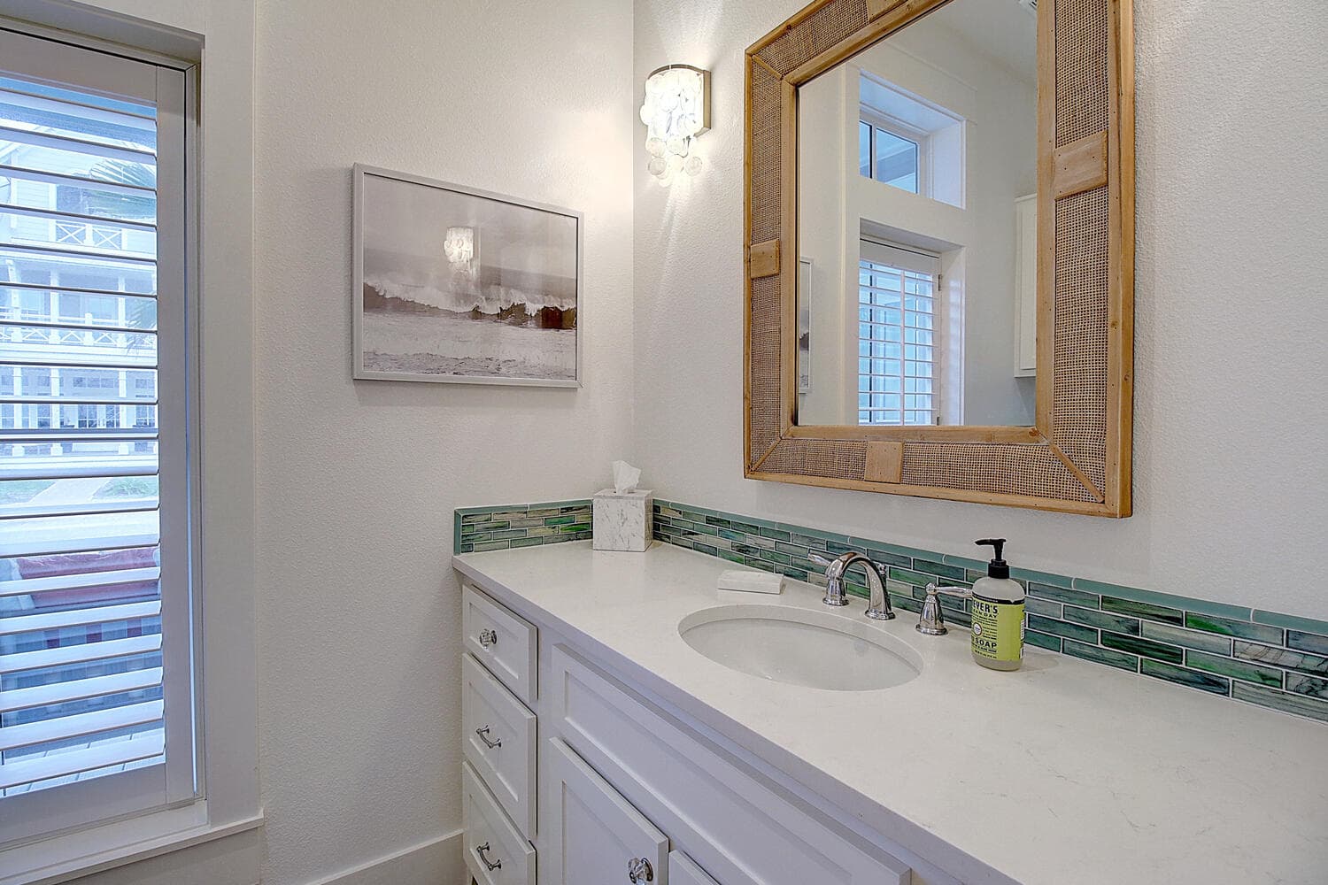 Beachful Easy Feeling - Image 27