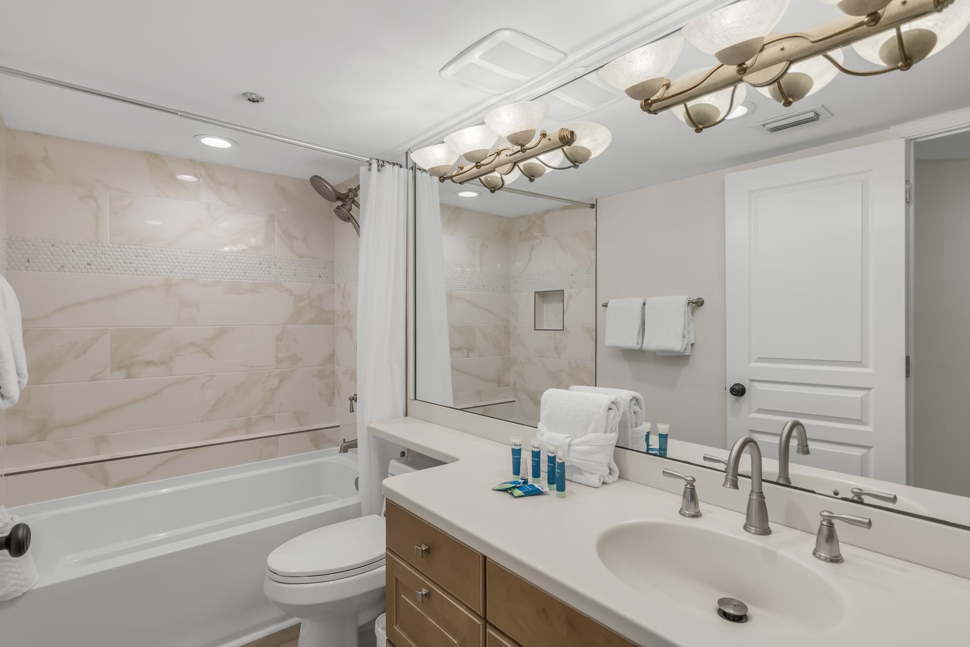 Beachside Two #4305 - Image 23