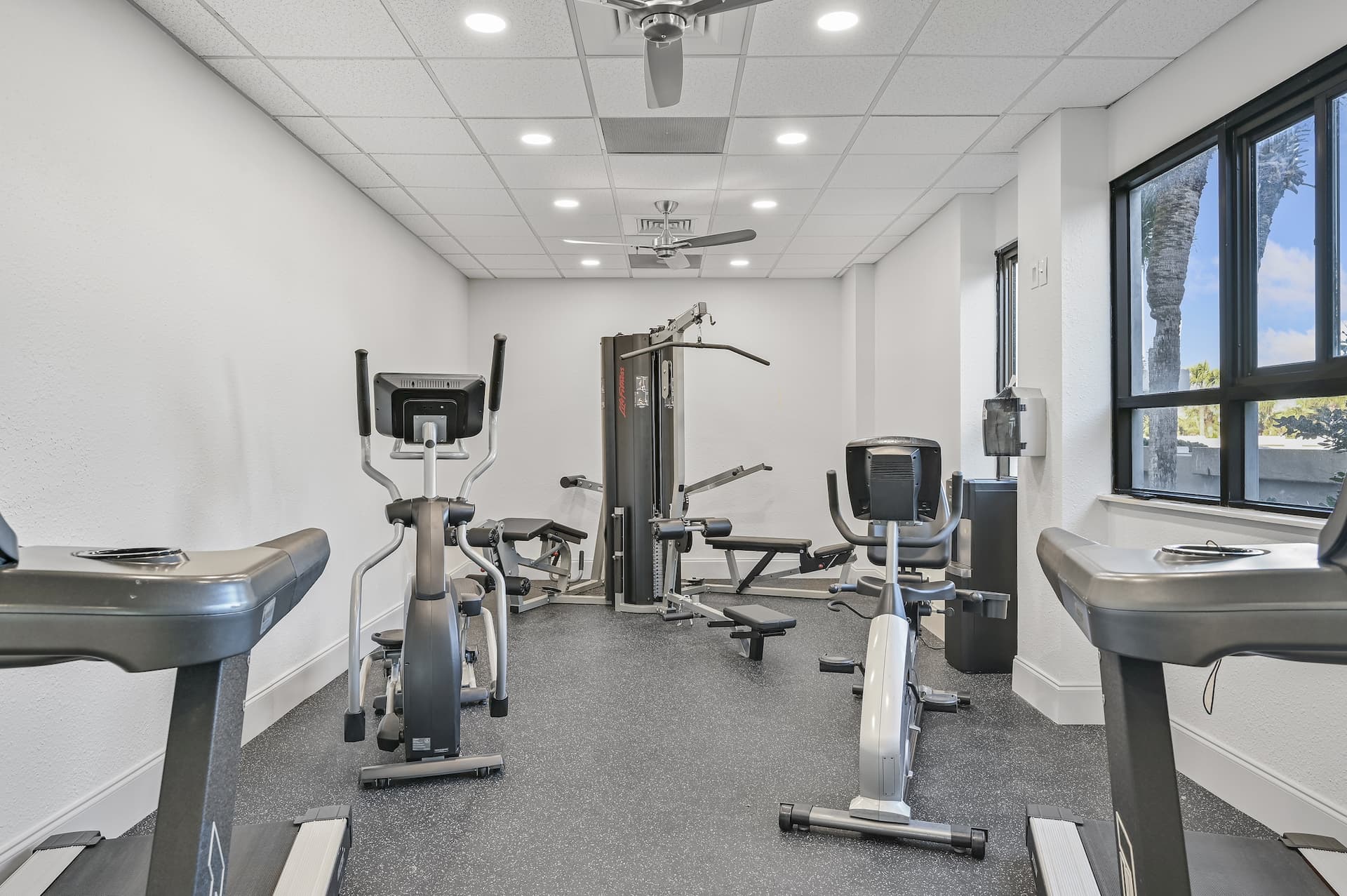 Beachside Two #4305 - Image 38