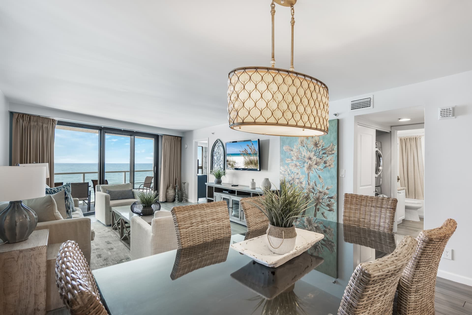 Rustic Beach Residence - Image 9