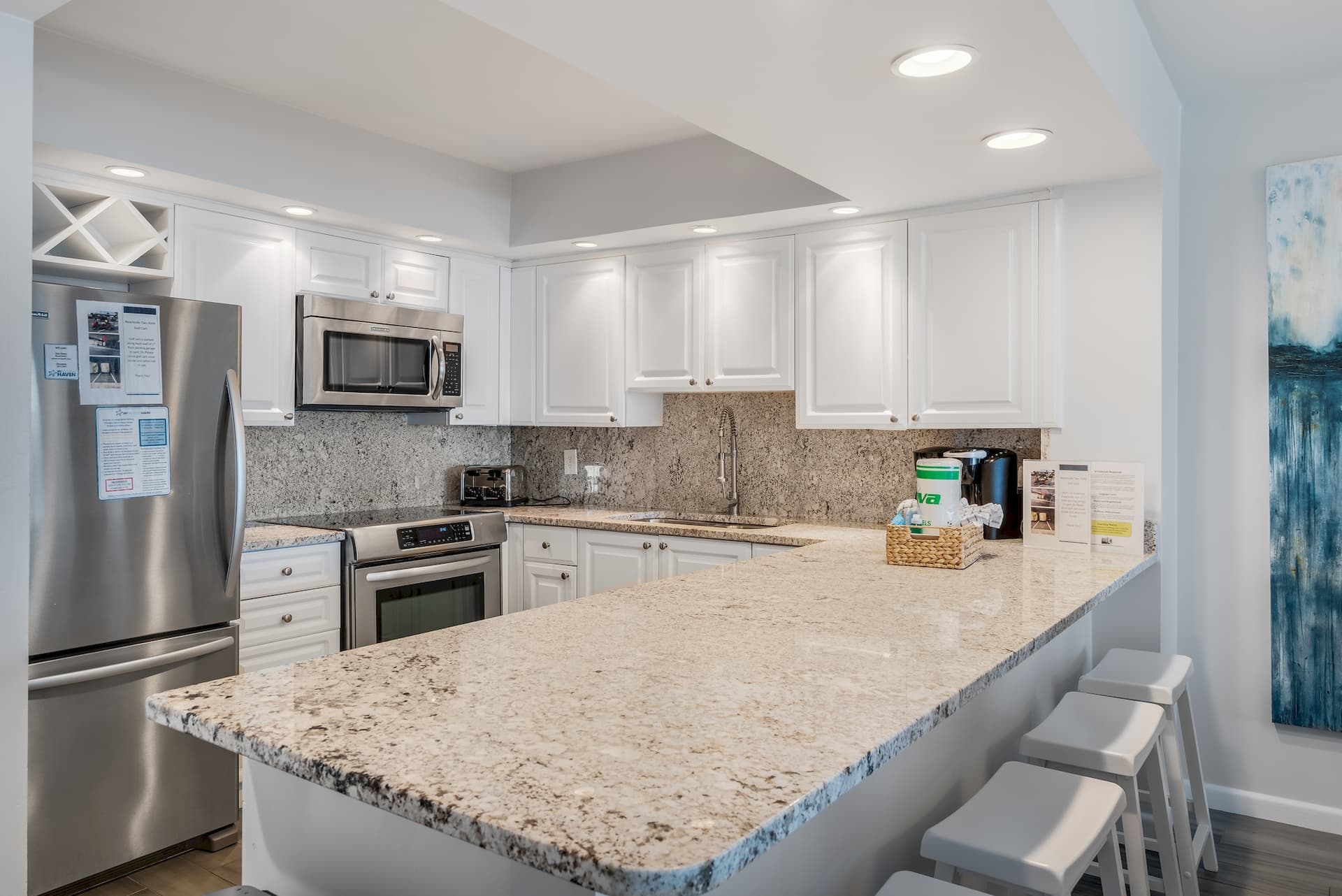 Rustic Beach Residence - Image 4