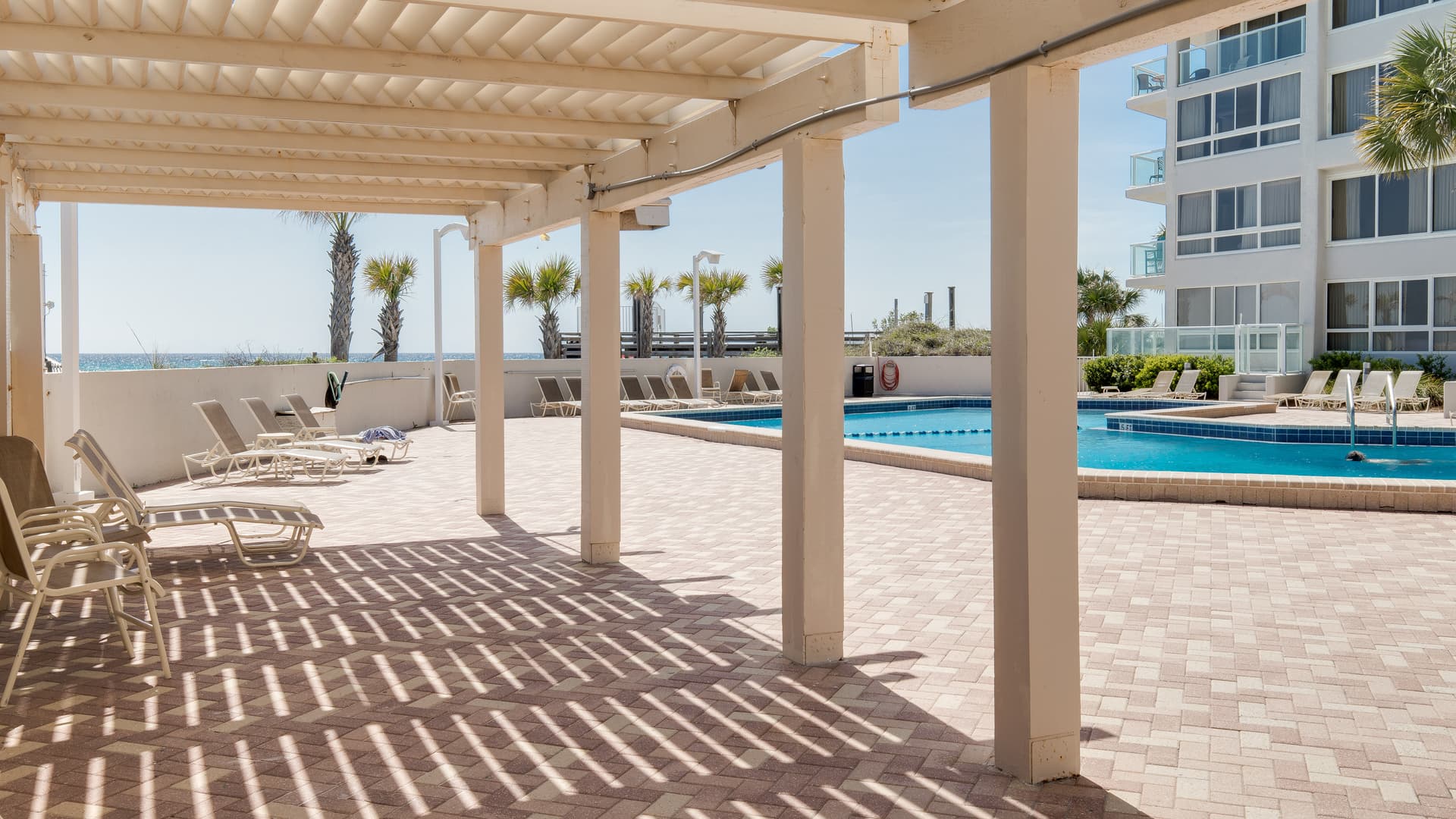 Rustic Beach Residence - Image 26