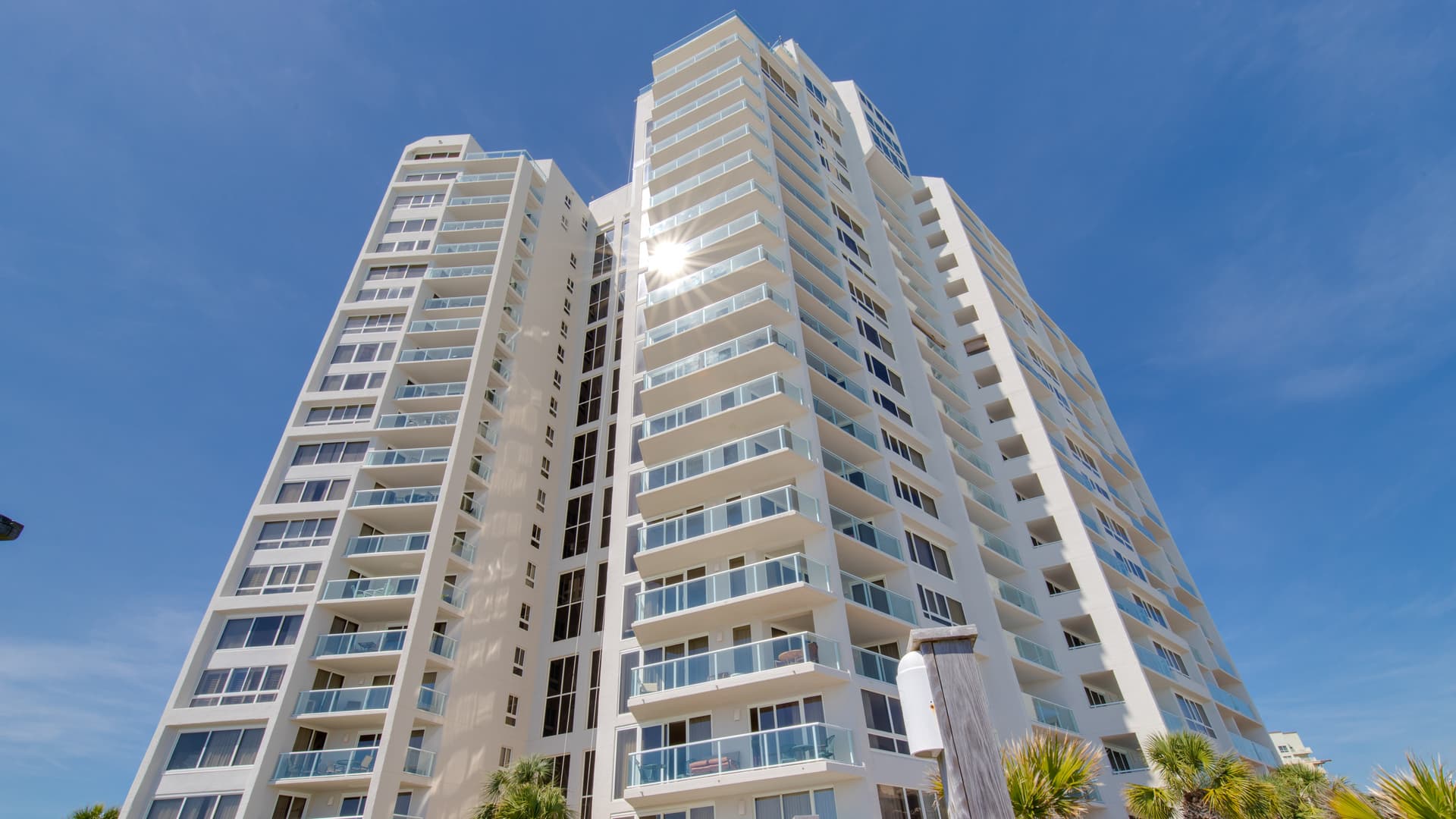 Rustic Beach Residence - Image 6