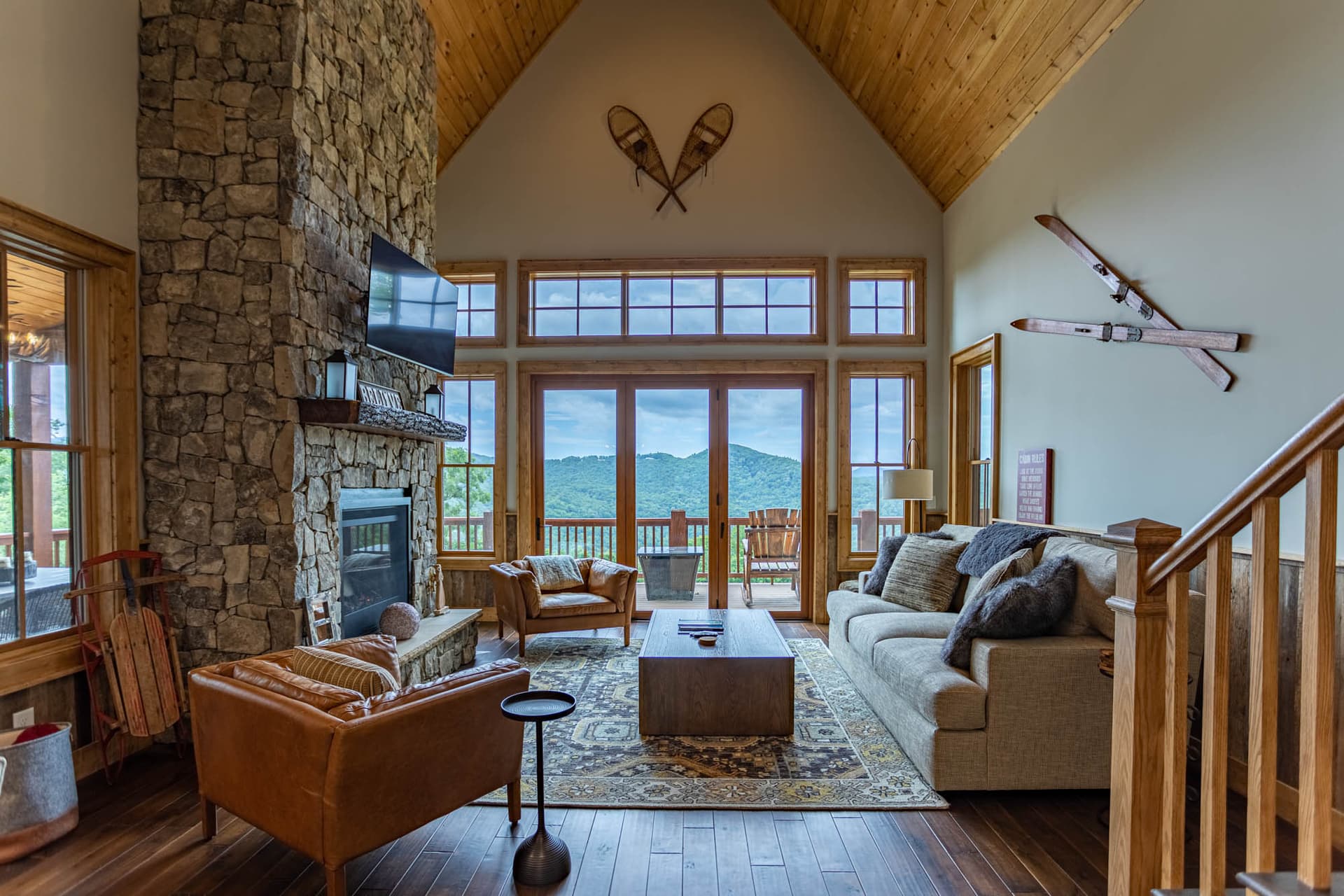 Bear Tracks at Eagles Nest - Image 2