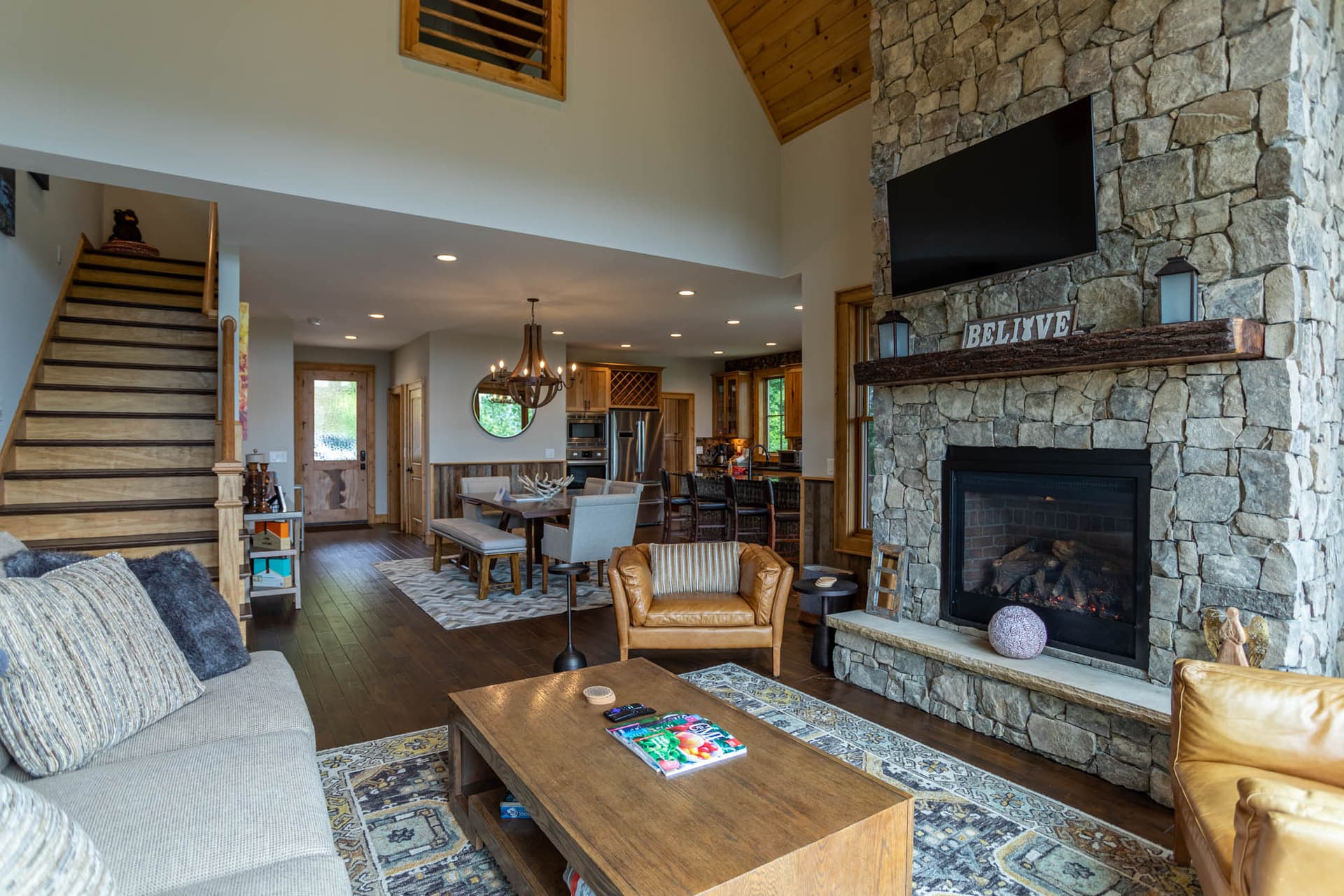 Bear Tracks at Eagles Nest - Image 3