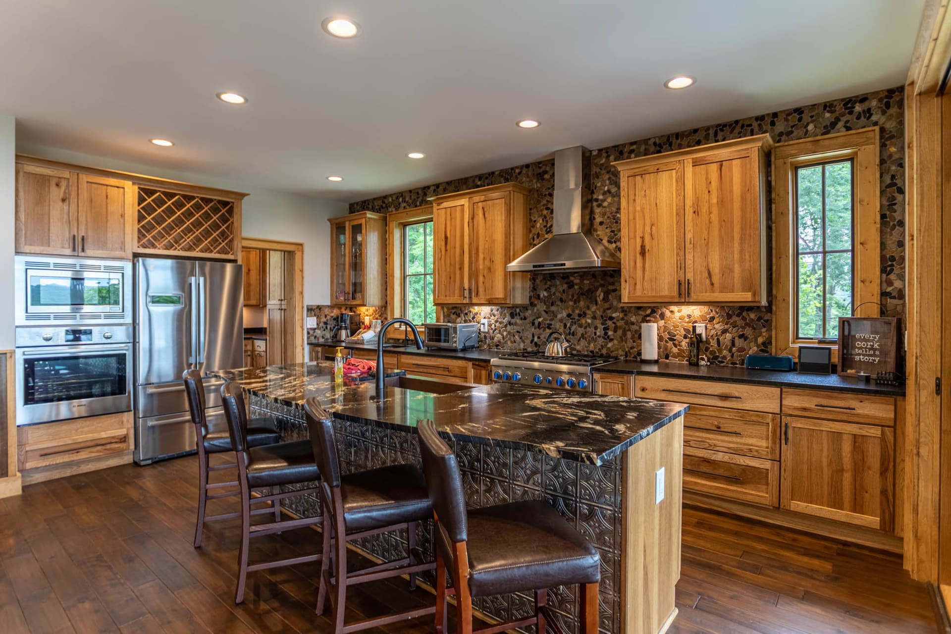 Bear Tracks at Eagles Nest - Image 5