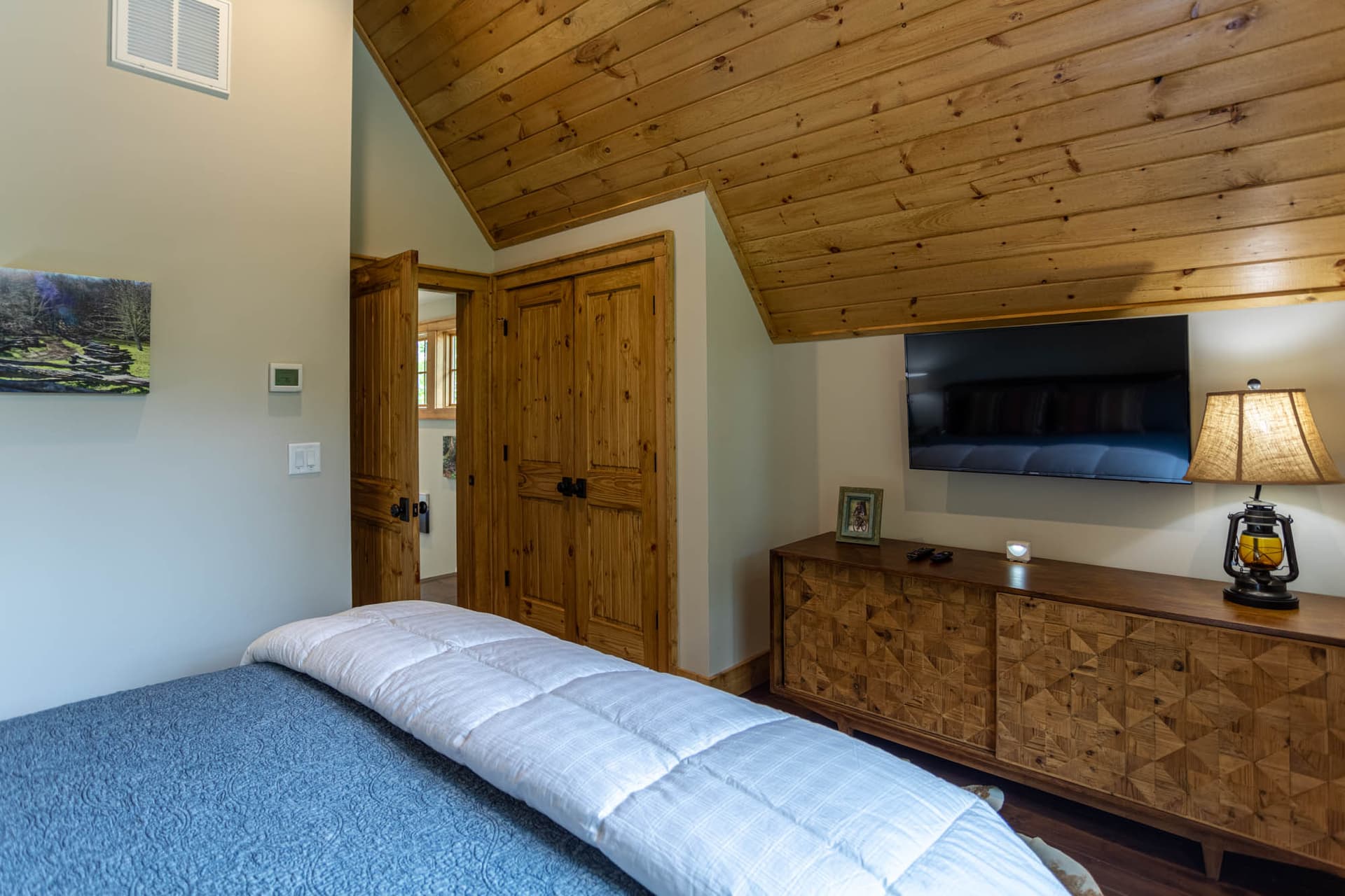 Bear Tracks at Eagles Nest - Image 19