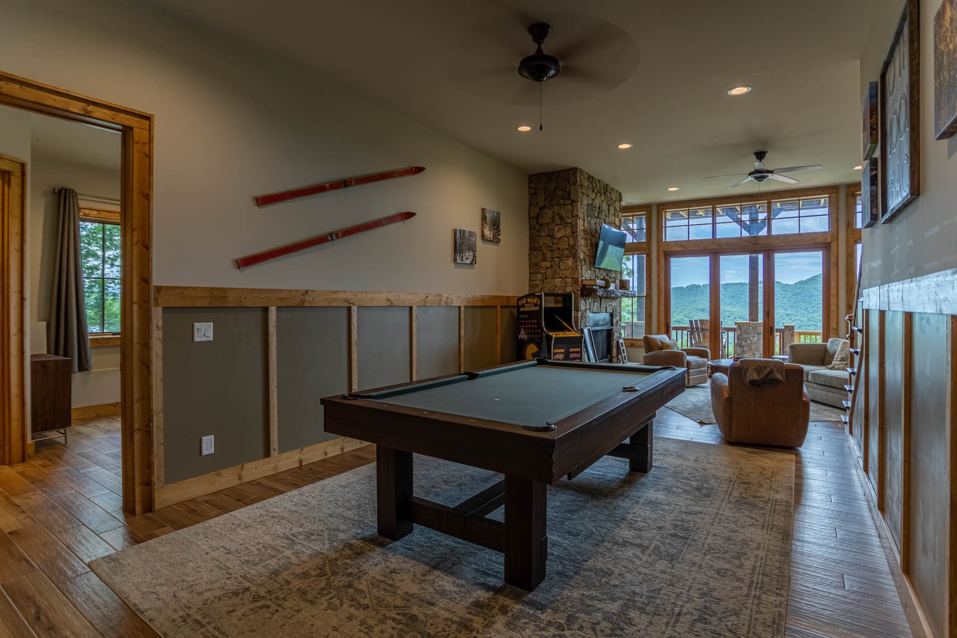 Bear Tracks at Eagles Nest - Image 23