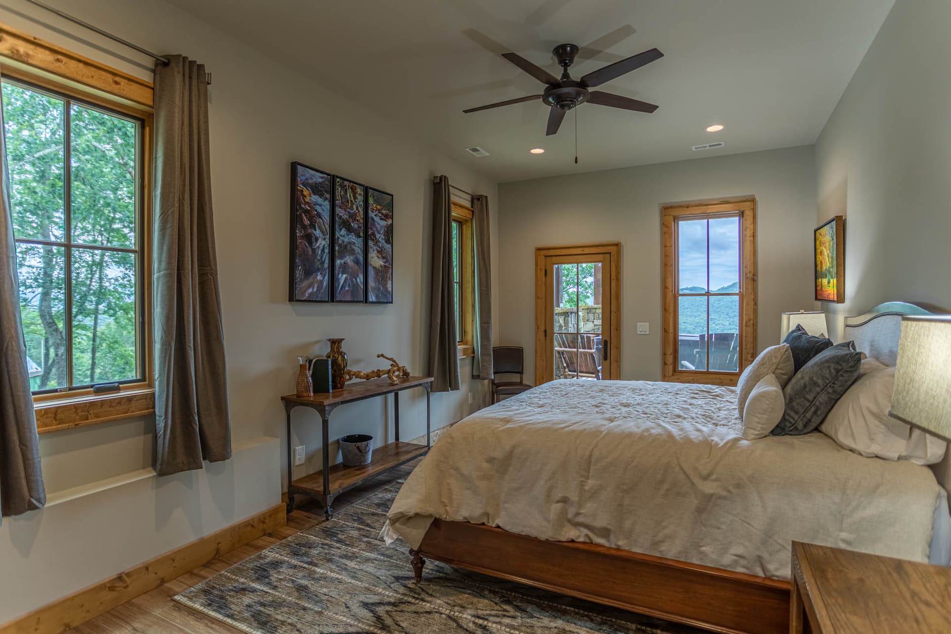 Bear Tracks at Eagles Nest - Image 26