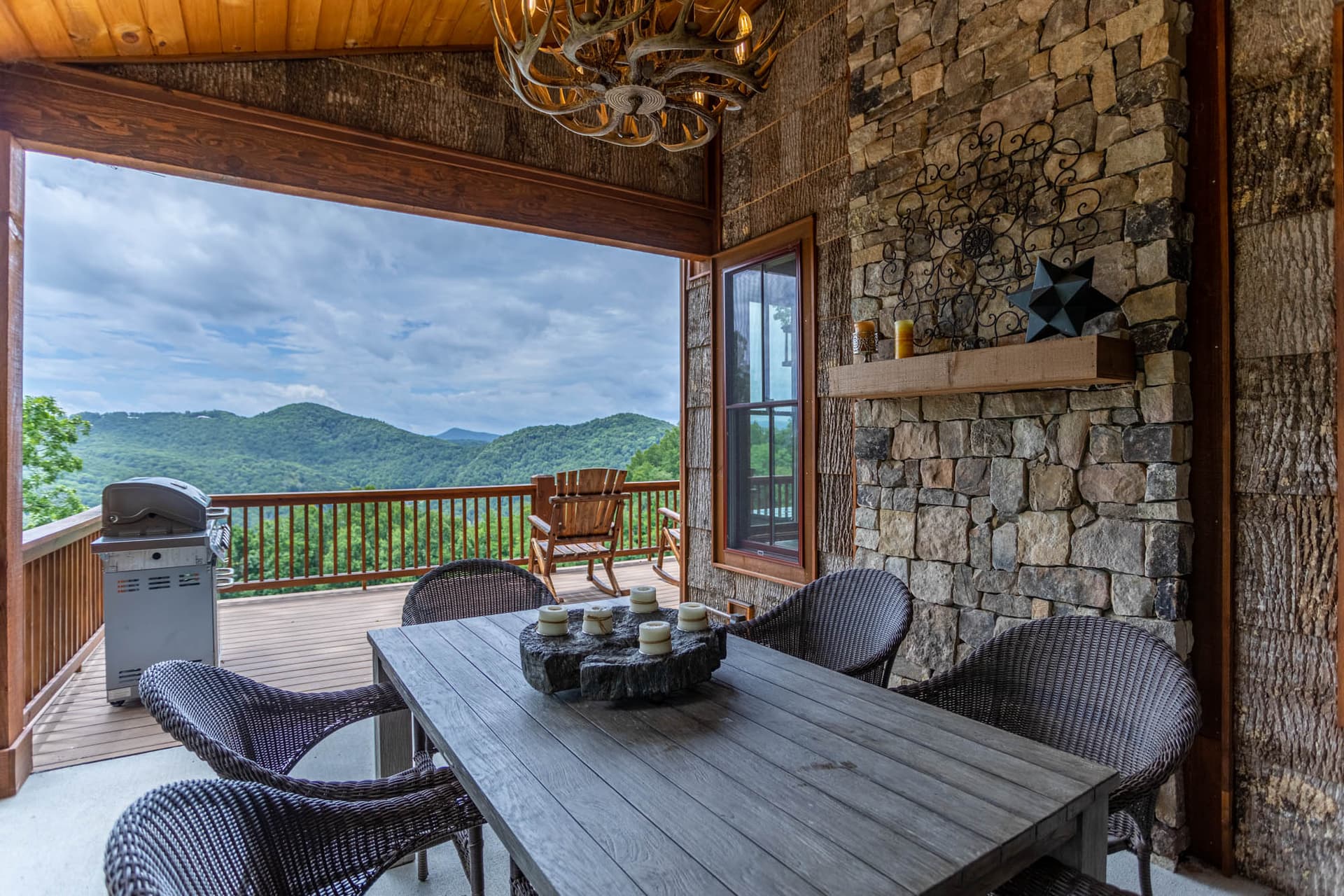 Bear Tracks at Eagles Nest - Image 32