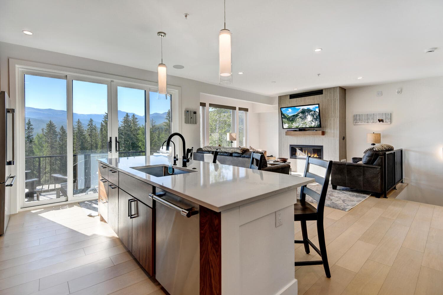 Bear Trail Chalet #411 - Image 21