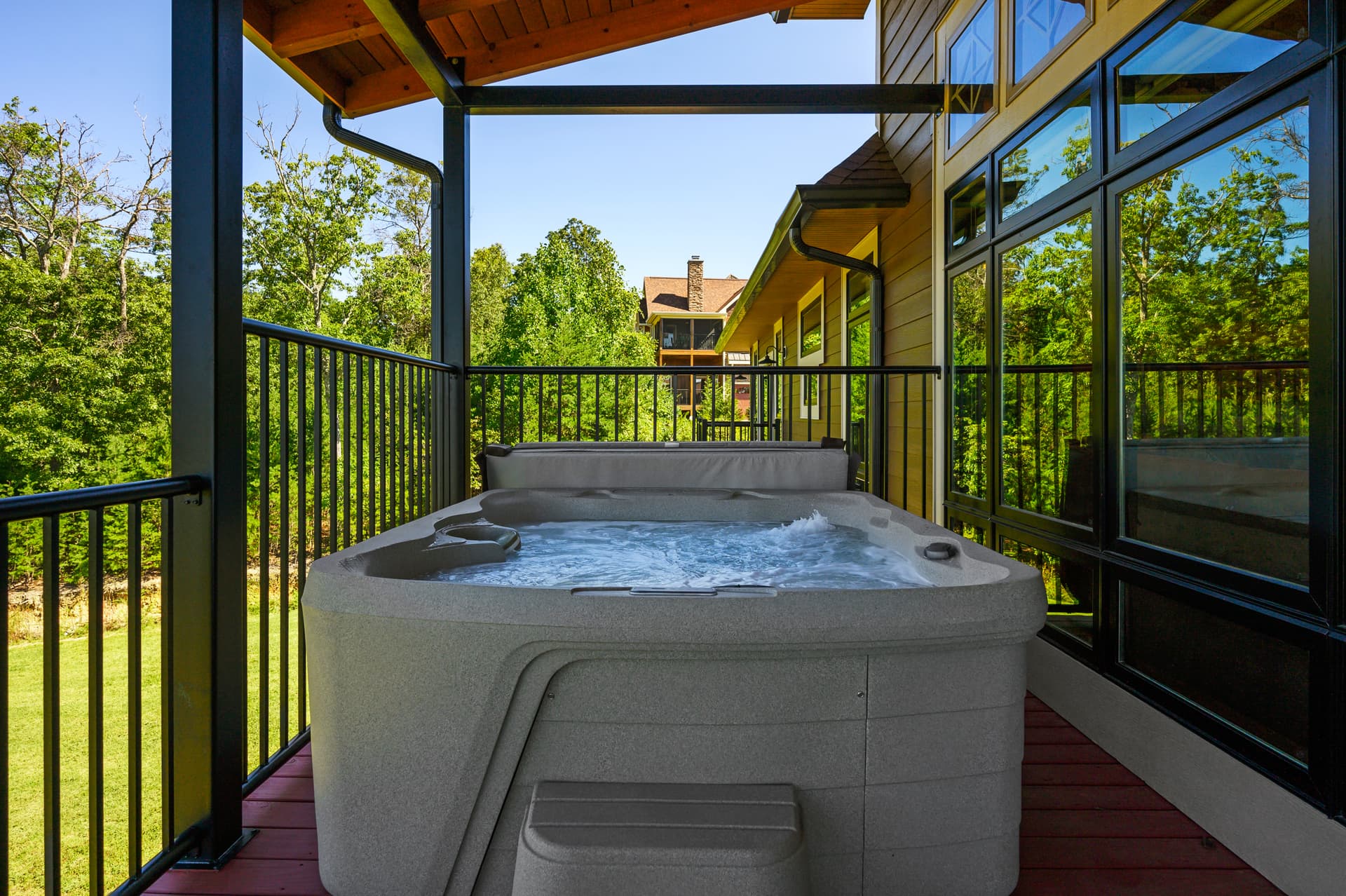 Bear View Lodge - Image 2