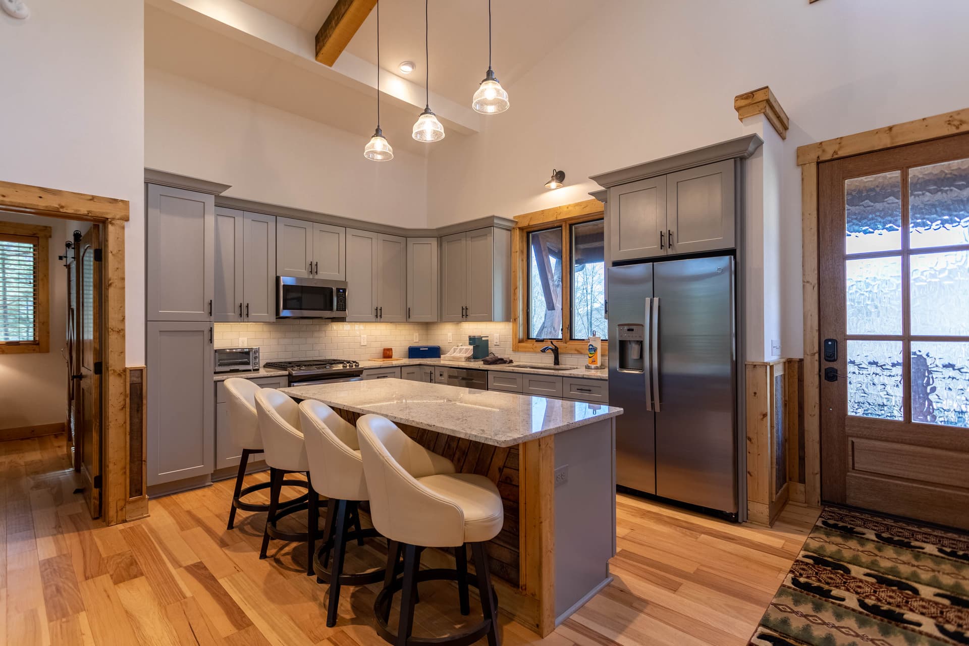 Bear Woods Belle - Image 5