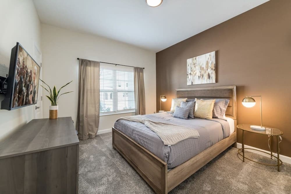 Storey Lake #4829 - Image 5