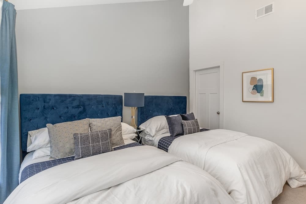 Beech Cove - Image 11