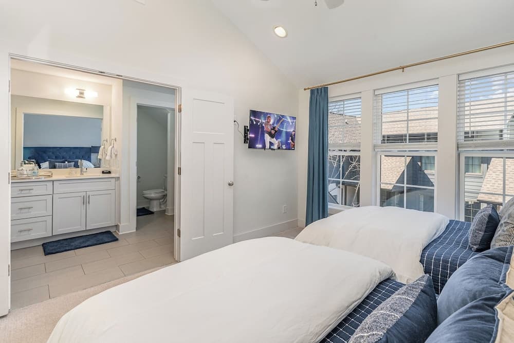 Beech Cove - Image 13