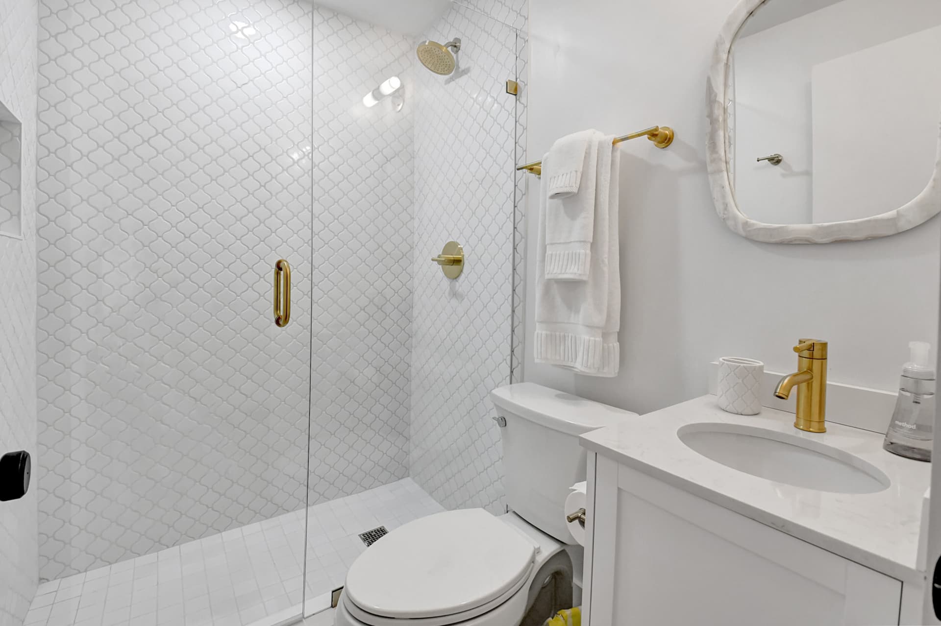 Begonia Cottage - Image 36