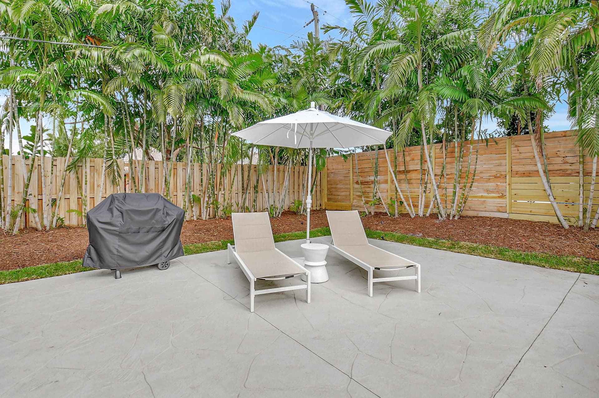 Begonia Cottage - Image 53