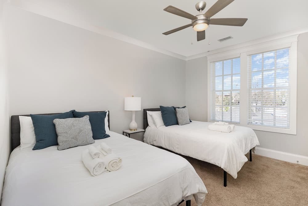 Belwood Manor - Image 23