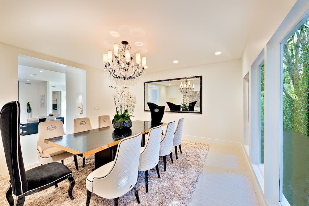 Beverly Hills Luxury Modern Palace - Image 14