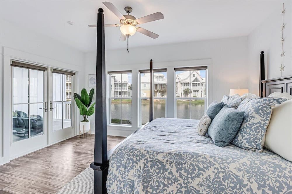 Beyond Paradise #119 - Image 18