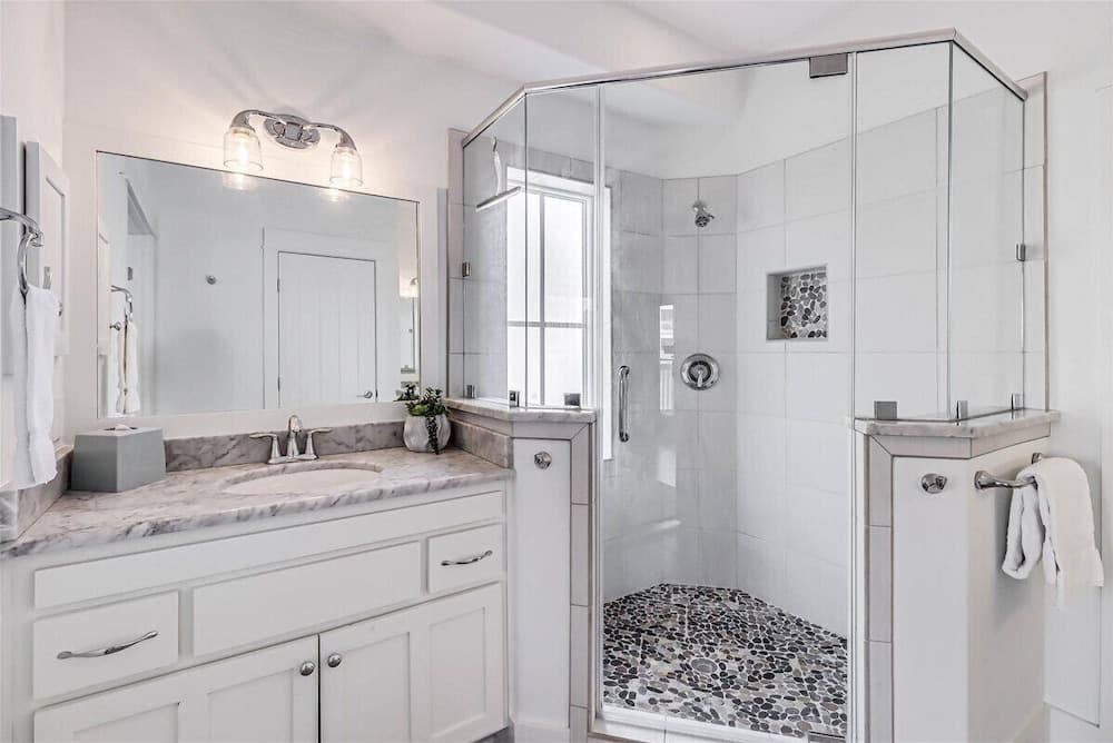 Beyond Paradise #119 - Image 21