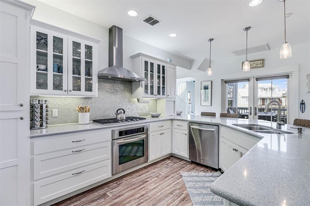 Beyond Paradise #119 - Image 8