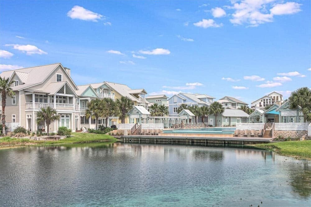 Beyond Paradise #119 - Image 53