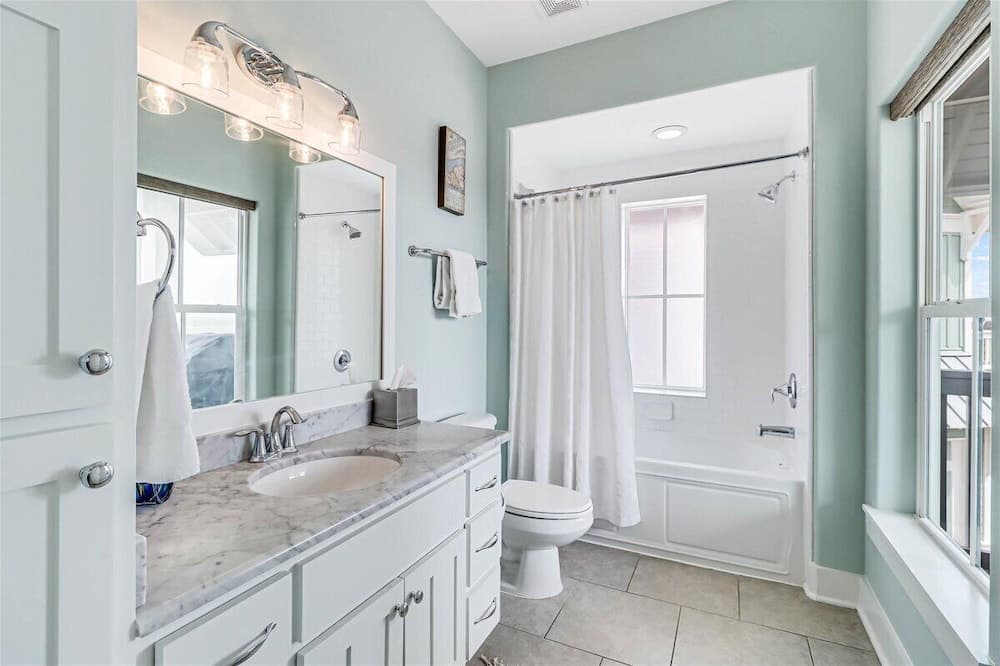 Beyond Paradise #119 - Image 35