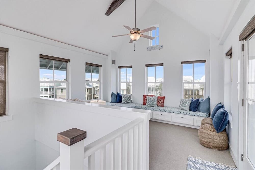 Beyond Paradise #119 - Image 36