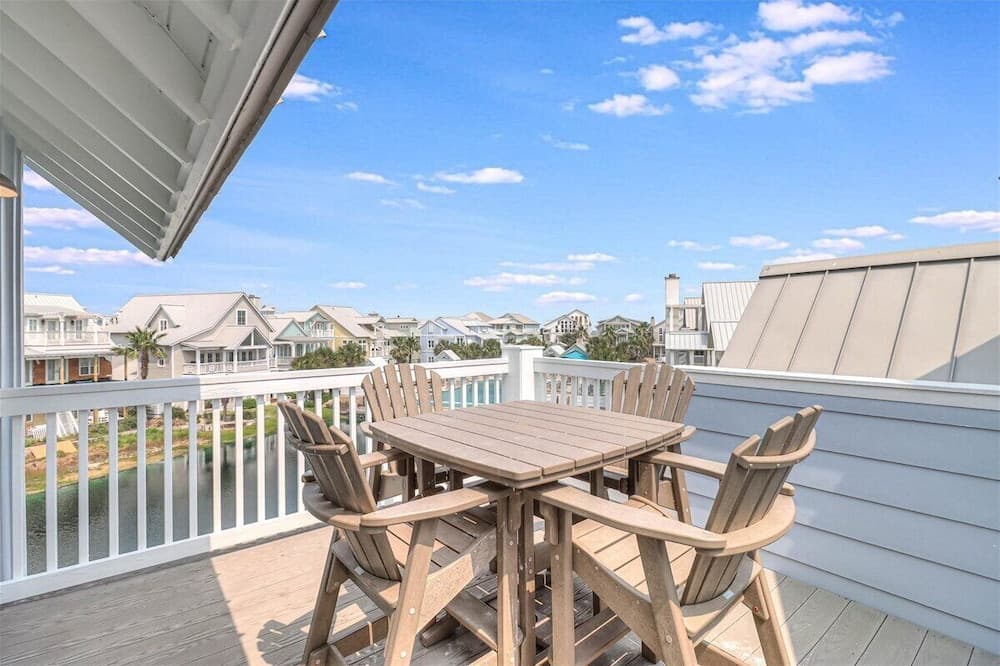 Beyond Paradise #119 - Image 44