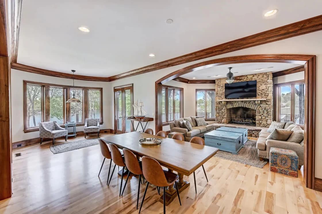 Sunset Shores Grand House - Image 2