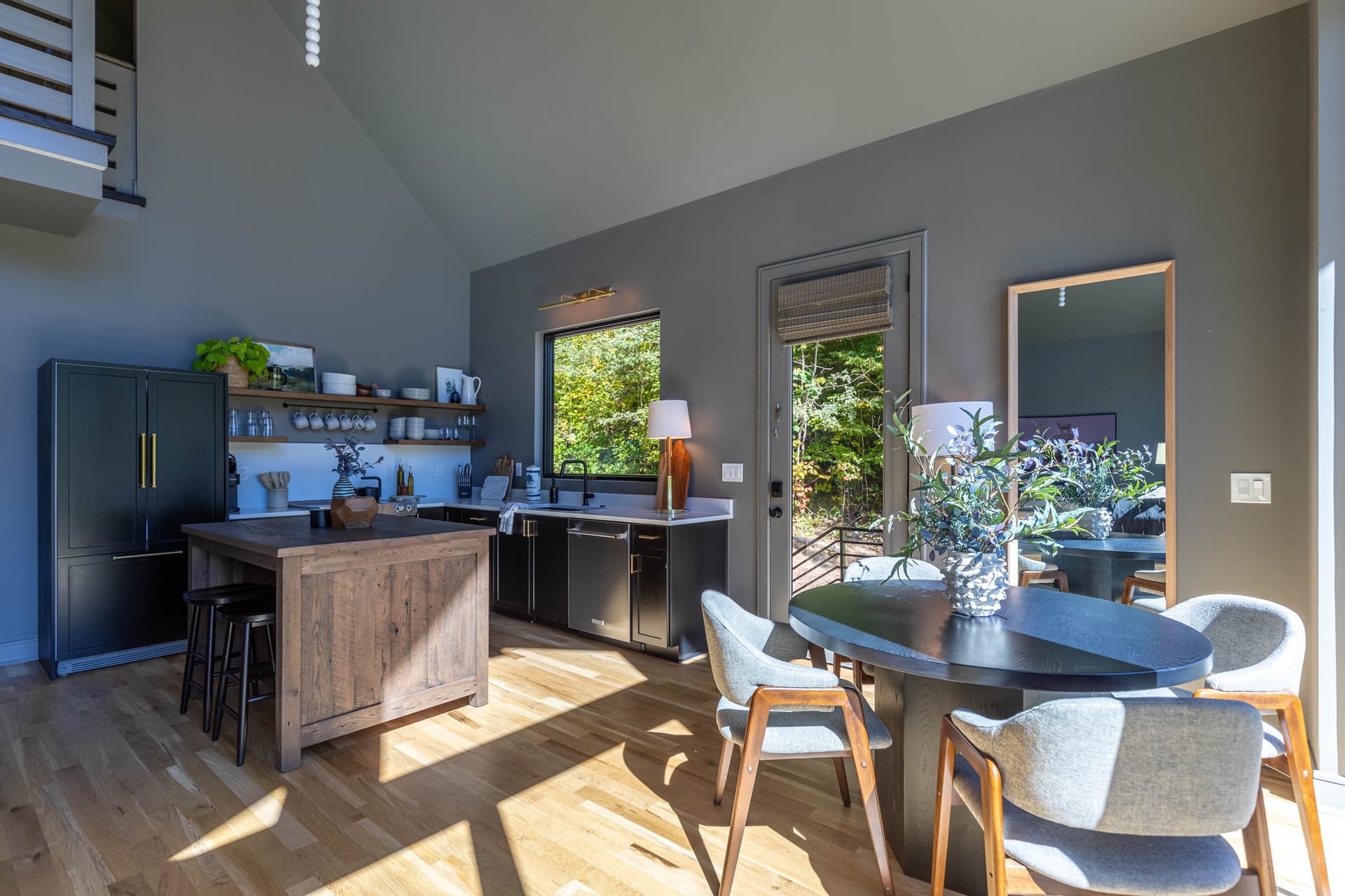 Big Bear Escape - Image 5